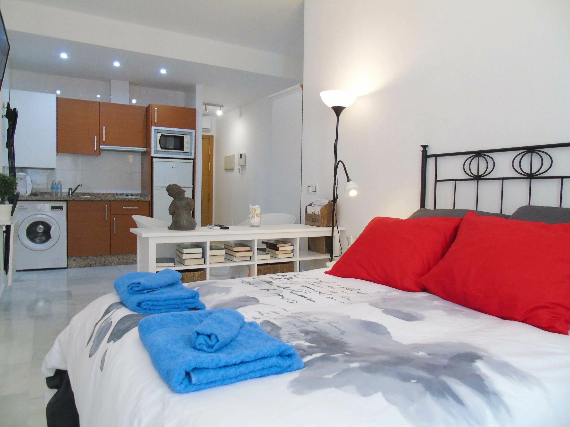 A&N Loft Picasso Apartment มาลากา ภายนอก รูปภาพ